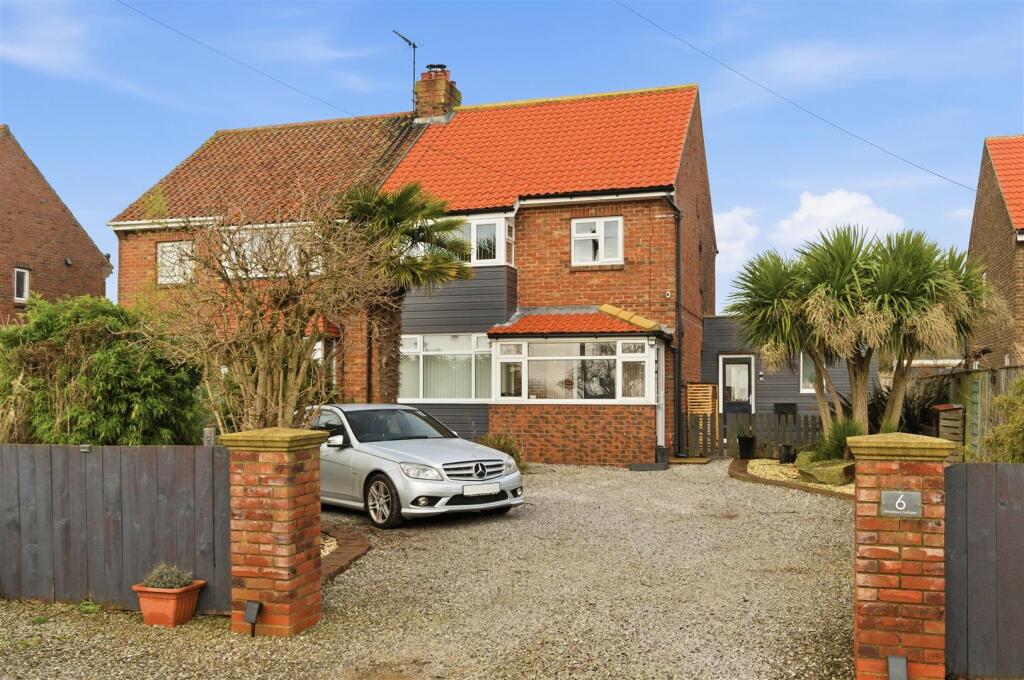 Main image of property: 6 Winestead Cottages, Winestead, HU12 0NP