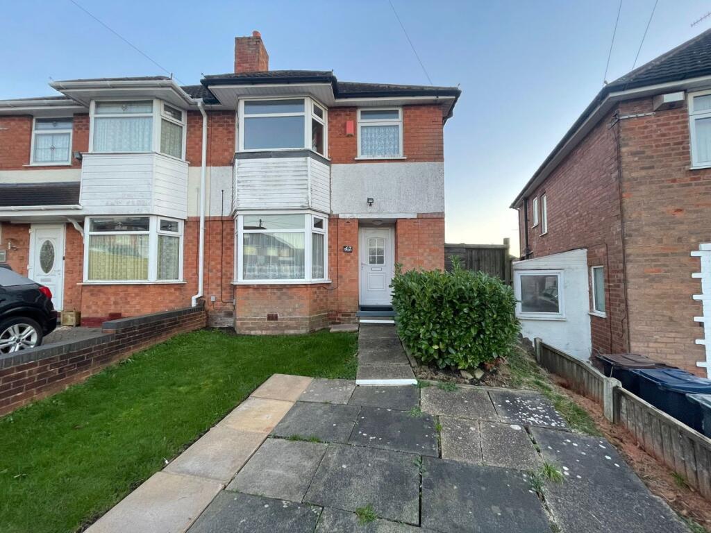 Main image of property: Worlds End Avenue, Quinton, Birmingham, West Midlands, B32