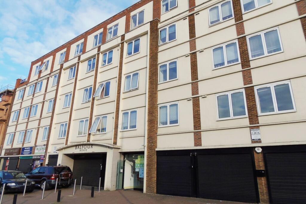 Main image of property: High Road, Ilford, Essex, IG1