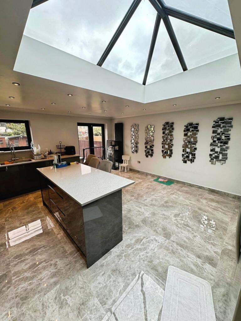 Main image of property: Meadway, Ilford, IG3