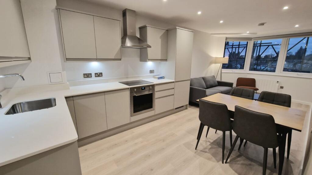 Main image of property: Marlowes, HEMEL HEMPSTEAD