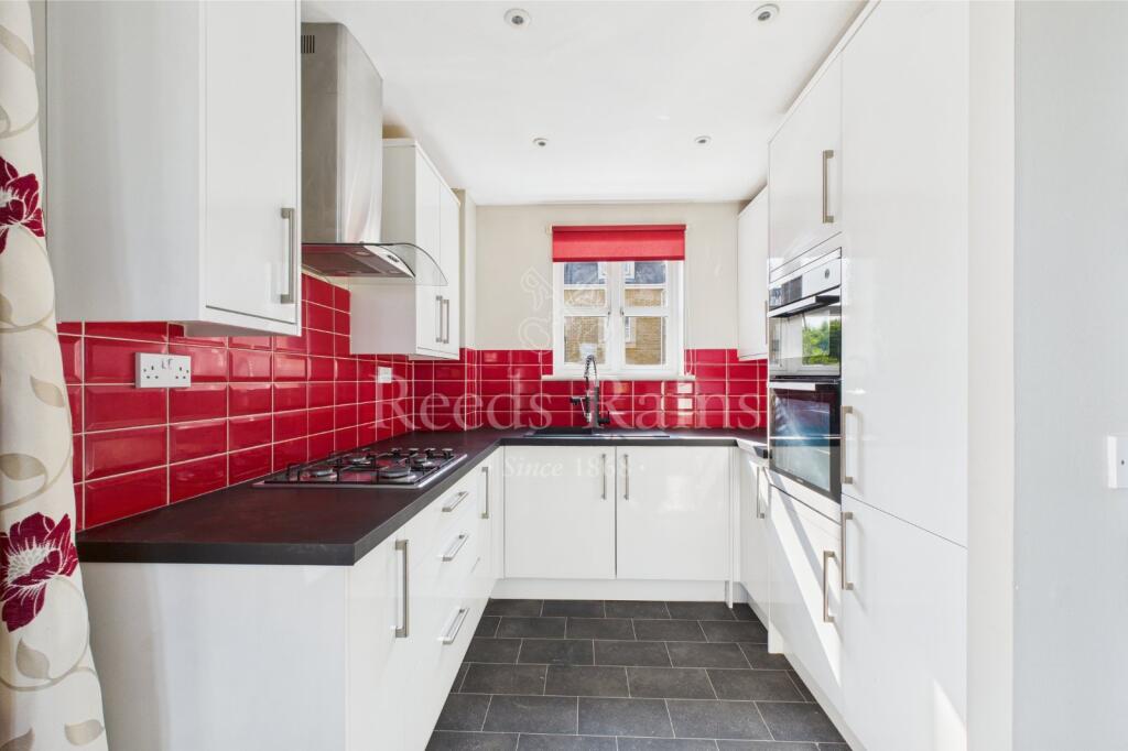 Main image of property: Sandpiper Close, Greenhithe, Kent, DA9