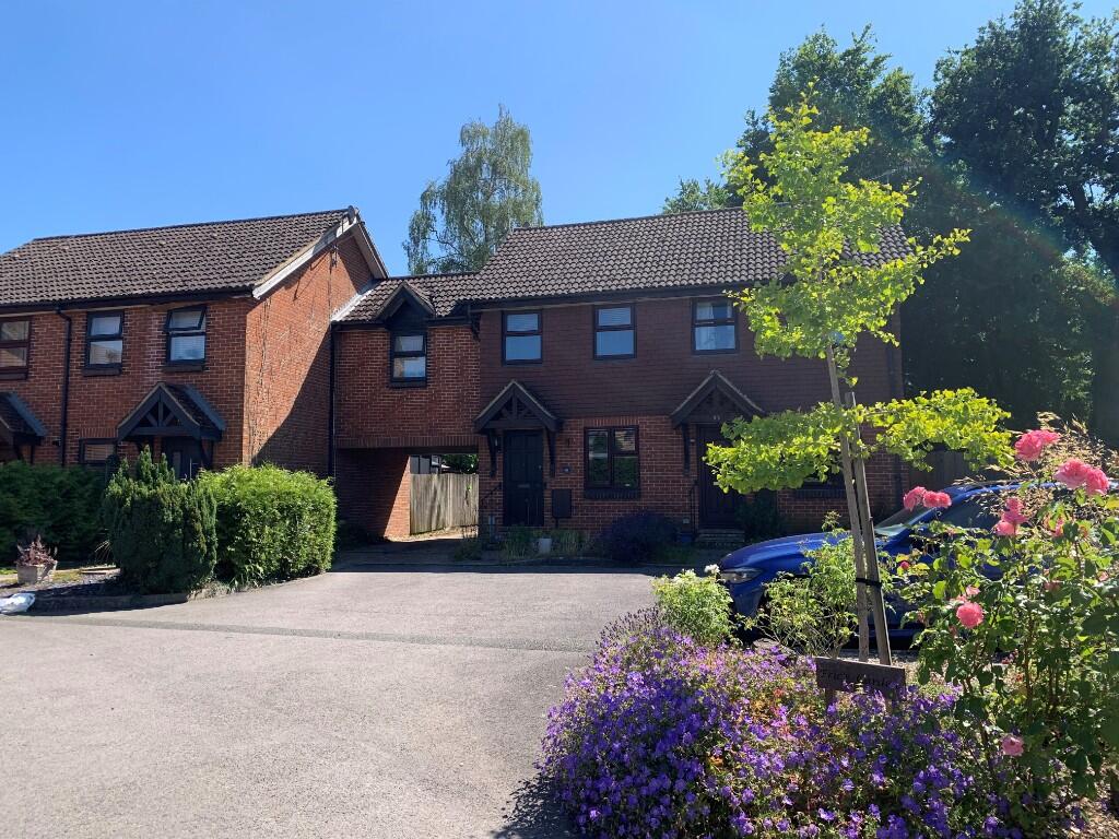 Main image of property: Badgers Cross, Portsmouth Road, Godalming, Surrey, GU8