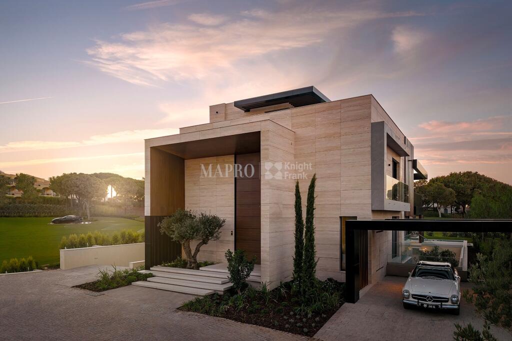 Main image of property: Algarve, Almancil