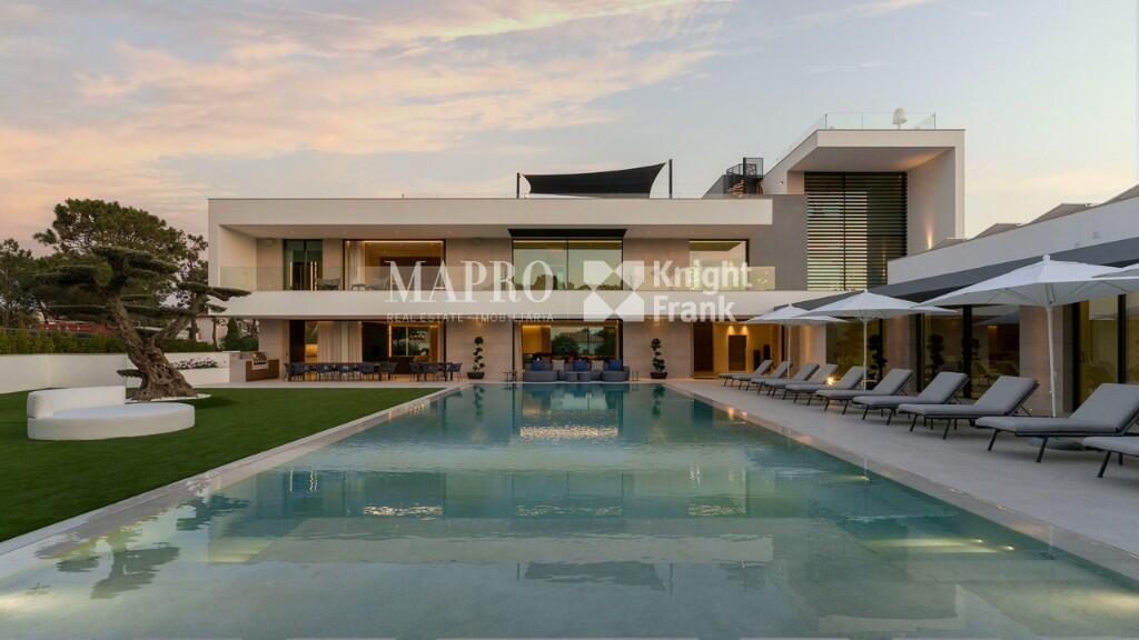 8 bedroom villa for sale in Quinta Do Lago, Algarve, Portugal