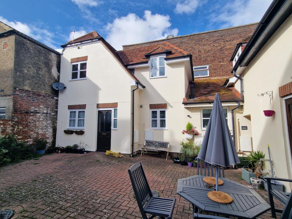 Main image of property: Fratton Road, Portsmouth, PO1