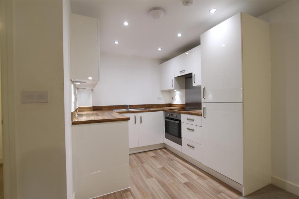 Additional property image - Castle Hill Drive, Castle Hill, Ebbsfleet Valley