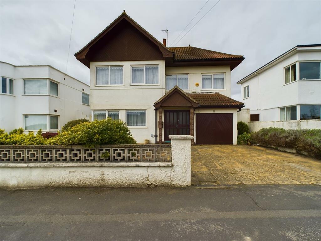 2 bedroom detached house for sale in Lime Kiln Lane, Bridlington, YO15