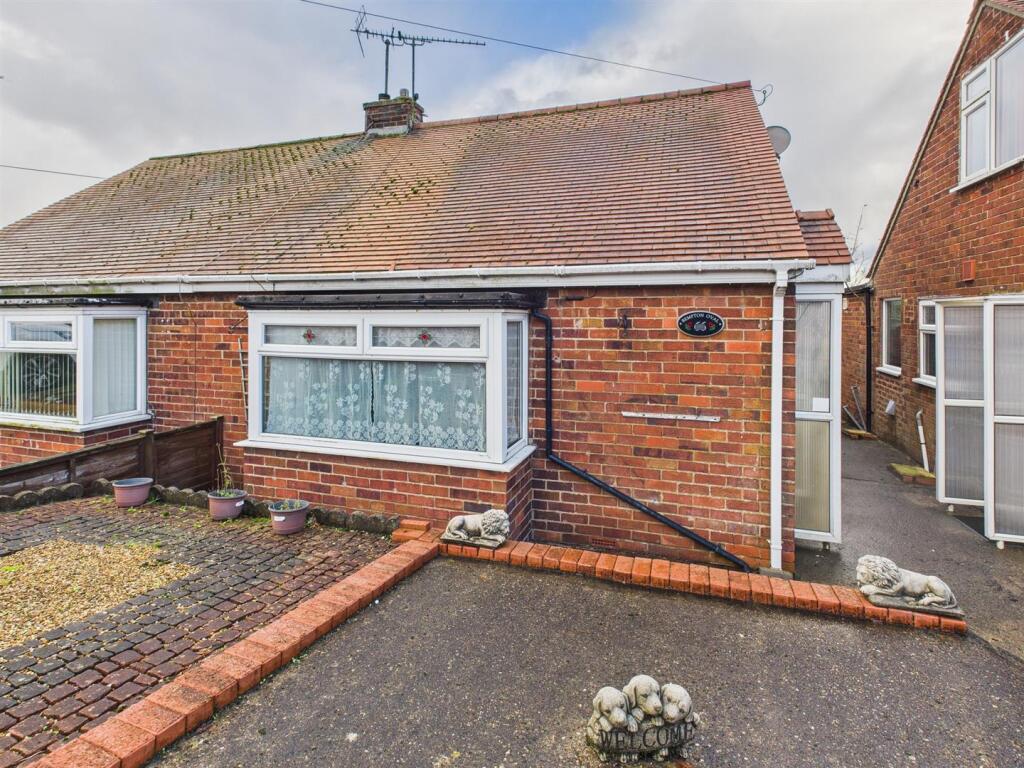 Main image of property: Bempton Oval, Bridlington