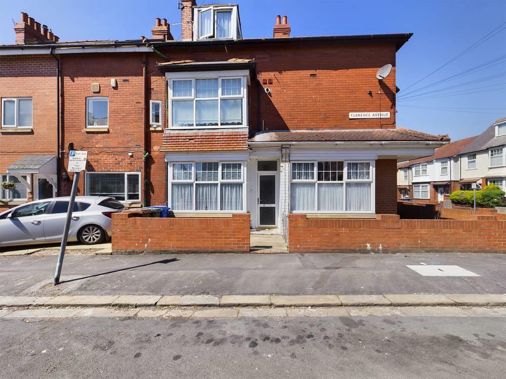 3 bedroom terraced house for sale in Clarence Avenue, Bridlington, YO15