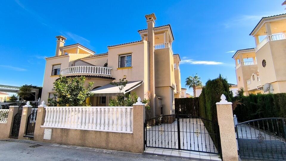 Main image of property: Valencia, Alicante, Guardamar del Segura