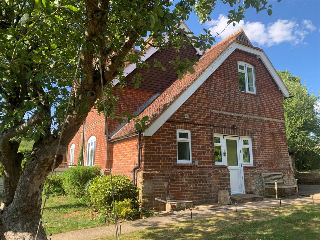 Main image of property: 2 Bridgets Lane
