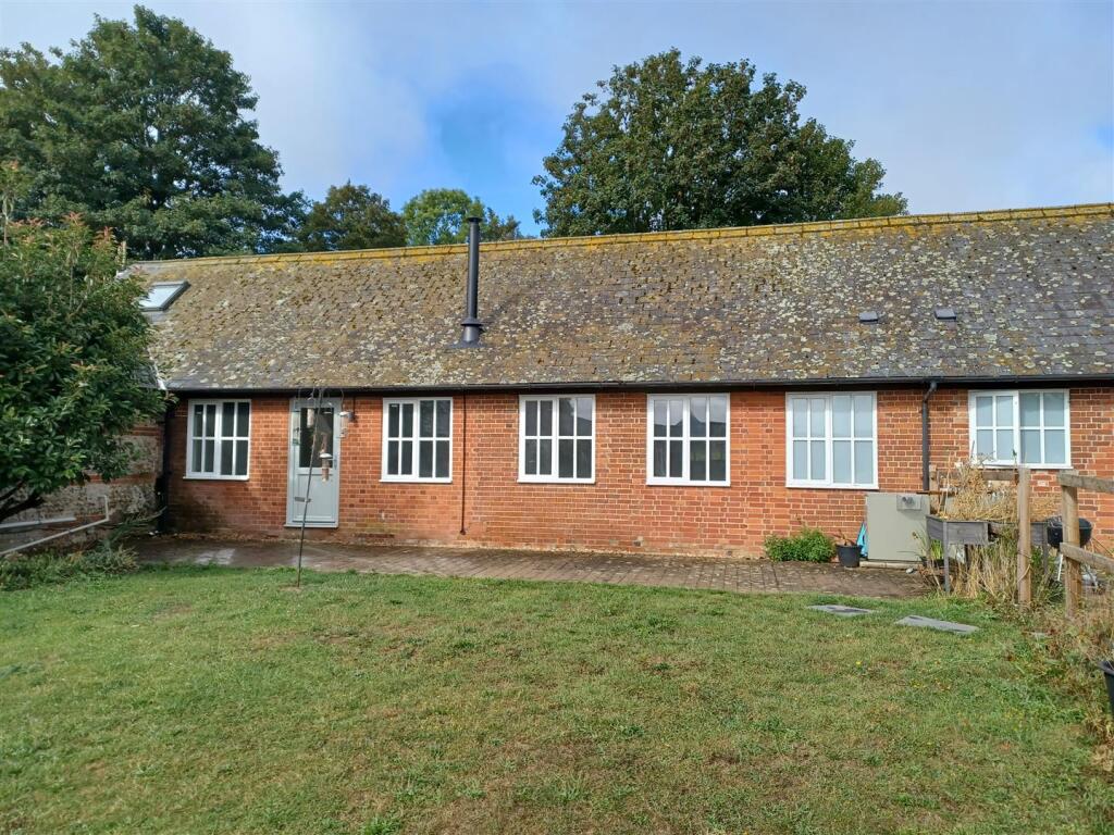 Main image of property: 2 The Courtyard