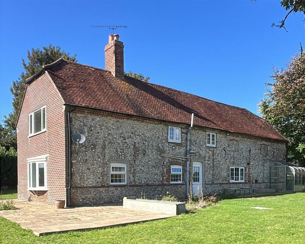 Main image of property: Rose Cottage