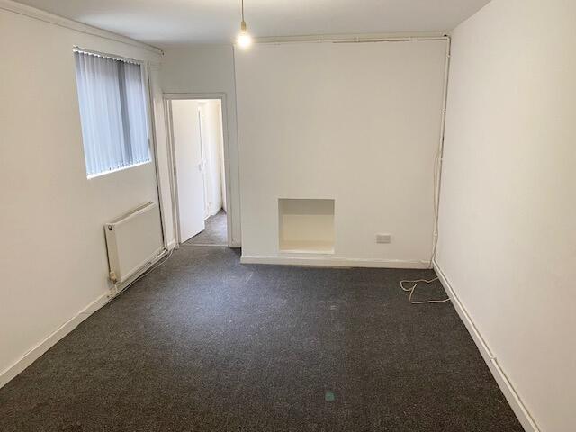 1 bedroom ground floor flat for rent in Connaught Road, Cardiff, CF24