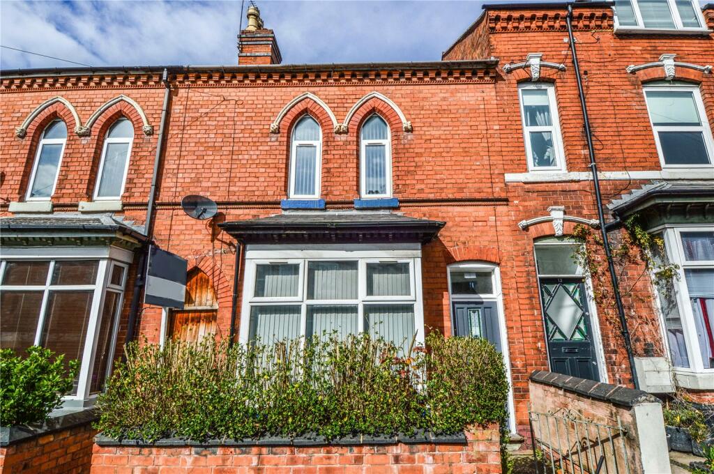 4 bedroom terraced house for rent in Drayton Road, Kings Heath, Birmingham, West Midlands, B14