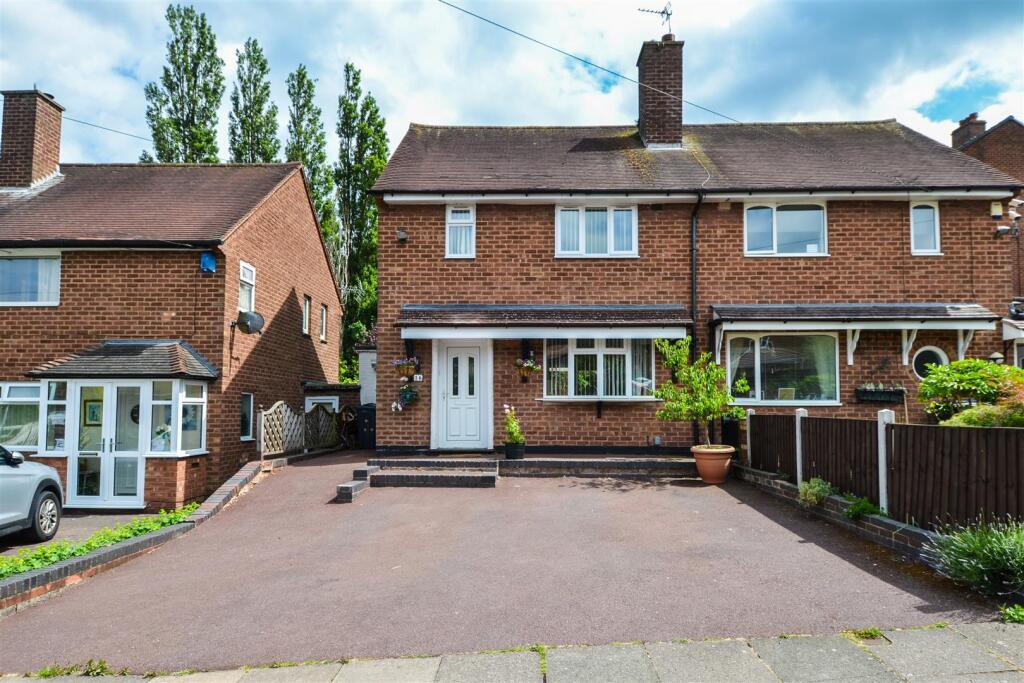 Main image of property: Ormscliffe Road, Rednal, Birmingham, West Midlands, B45