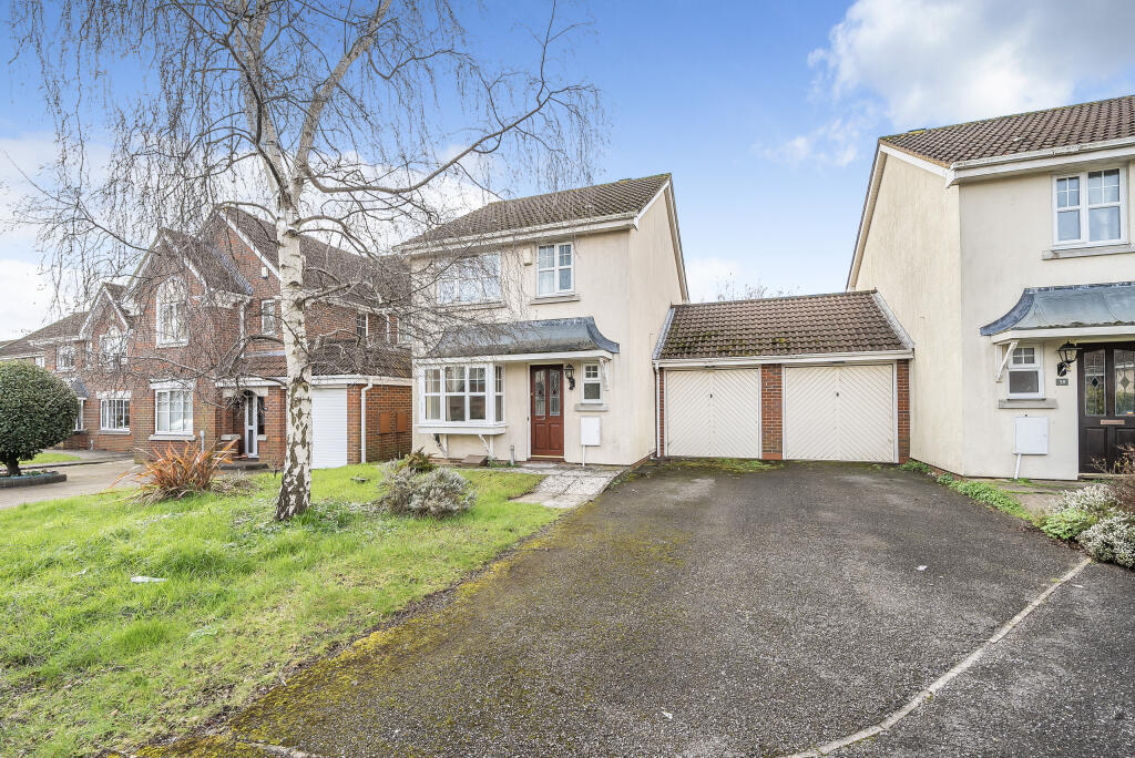 3 bedroom link detached house for sale in The Furlong, Henleaze