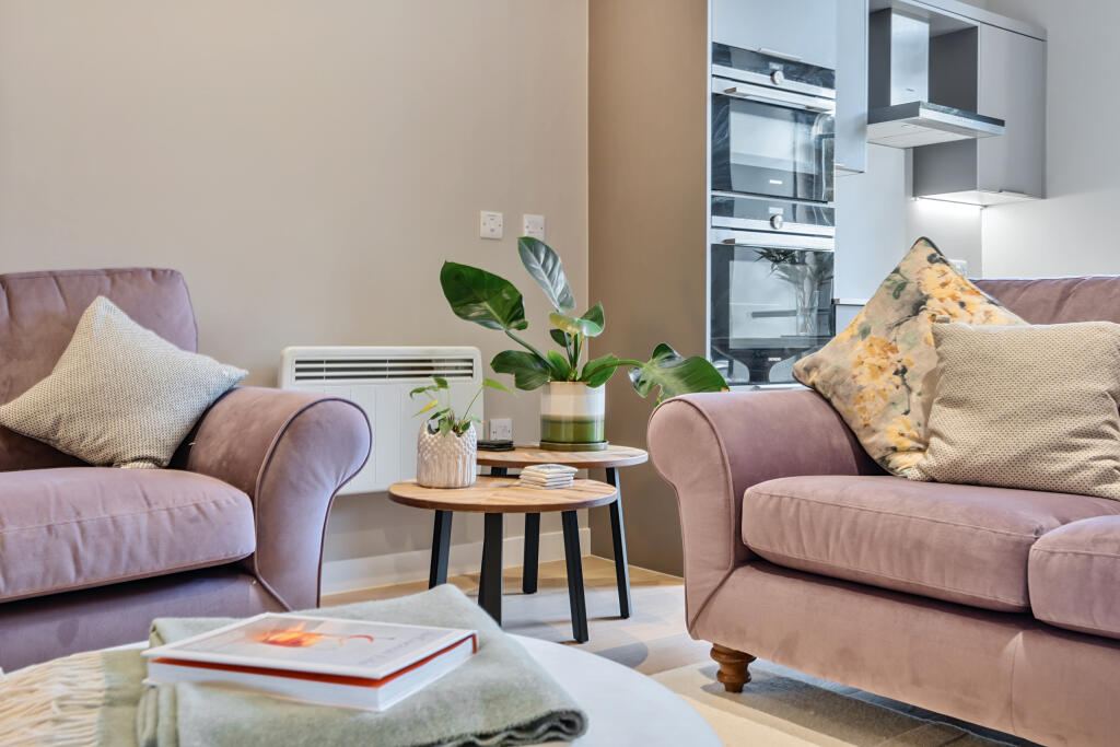 Additional property image - Oakfield Court, Oakfield Road, Clifton, Bristol, BS8