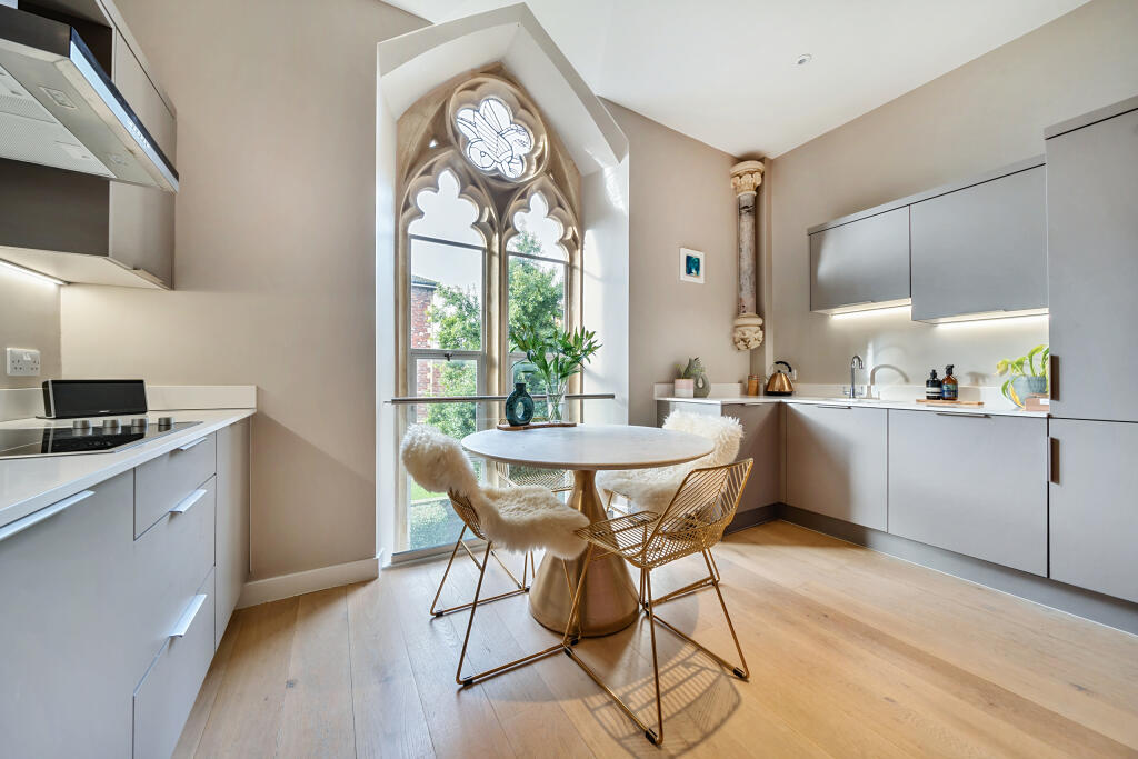 Additional property image - Oakfield Court, Oakfield Road, Clifton, Bristol, BS8