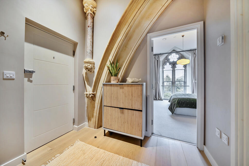 Additional property image - Oakfield Court, Oakfield Road, Clifton, Bristol, BS8