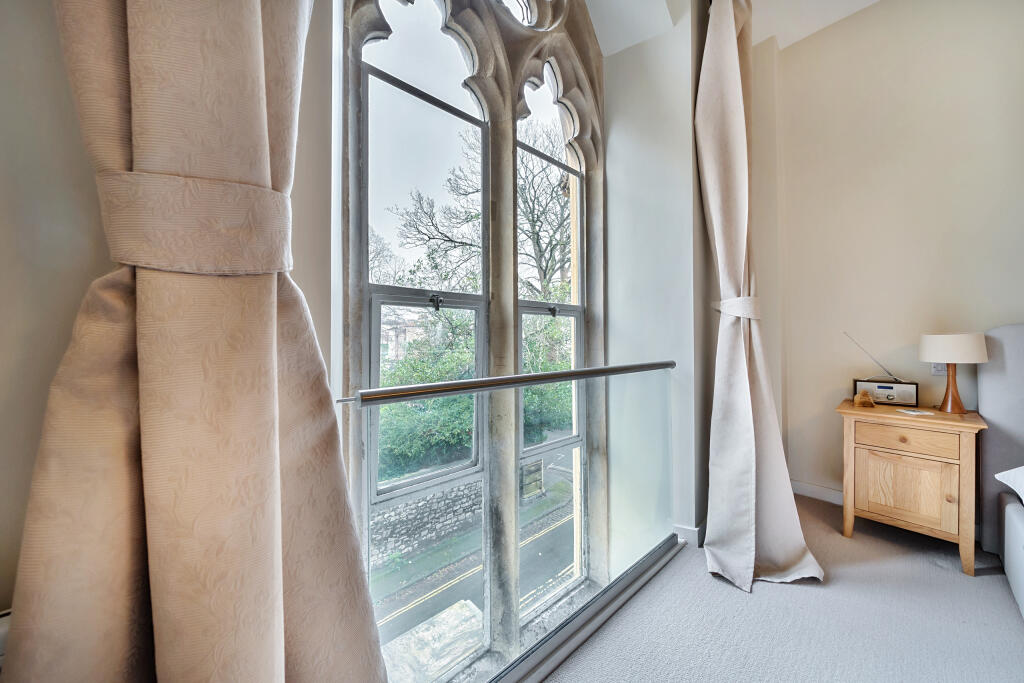 Additional property image - Oakfield Court, Oakfield Road, Clifton, Bristol, BS8