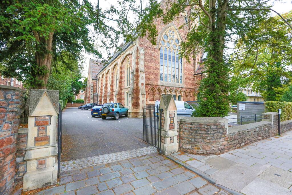 Additional property image - Oakfield Court, Oakfield Road, Clifton, Bristol, BS8