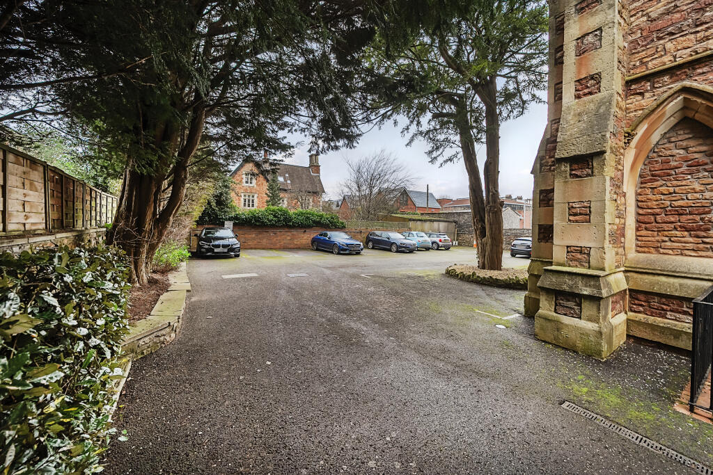 Additional property image - Oakfield Court, Oakfield Road, Clifton, Bristol, BS8