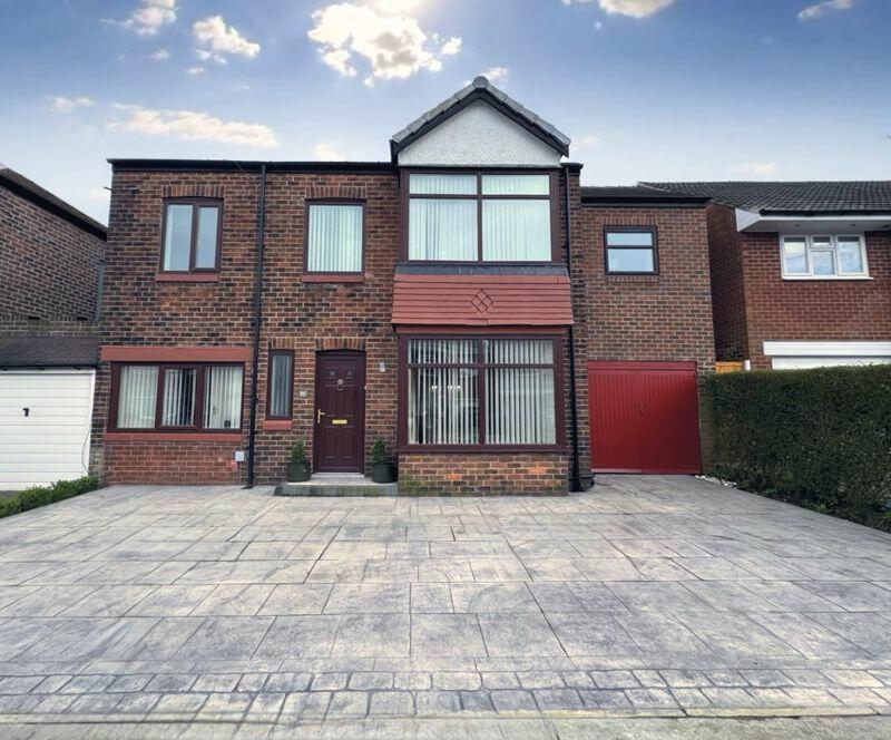 4 bedroom detached house for sale in Thorntree Drive, West Monkseaton, NE25