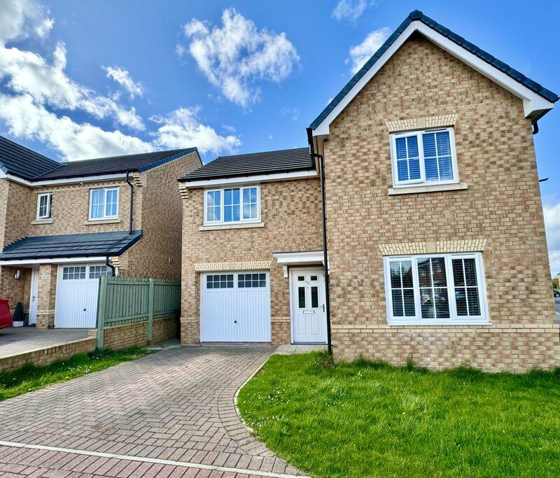 3 bedroom detached house for sale in Washington Grove, Wheatridge