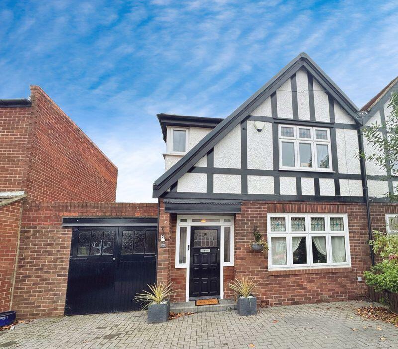 Main image of property: Earsdon Road, West Monkseaton