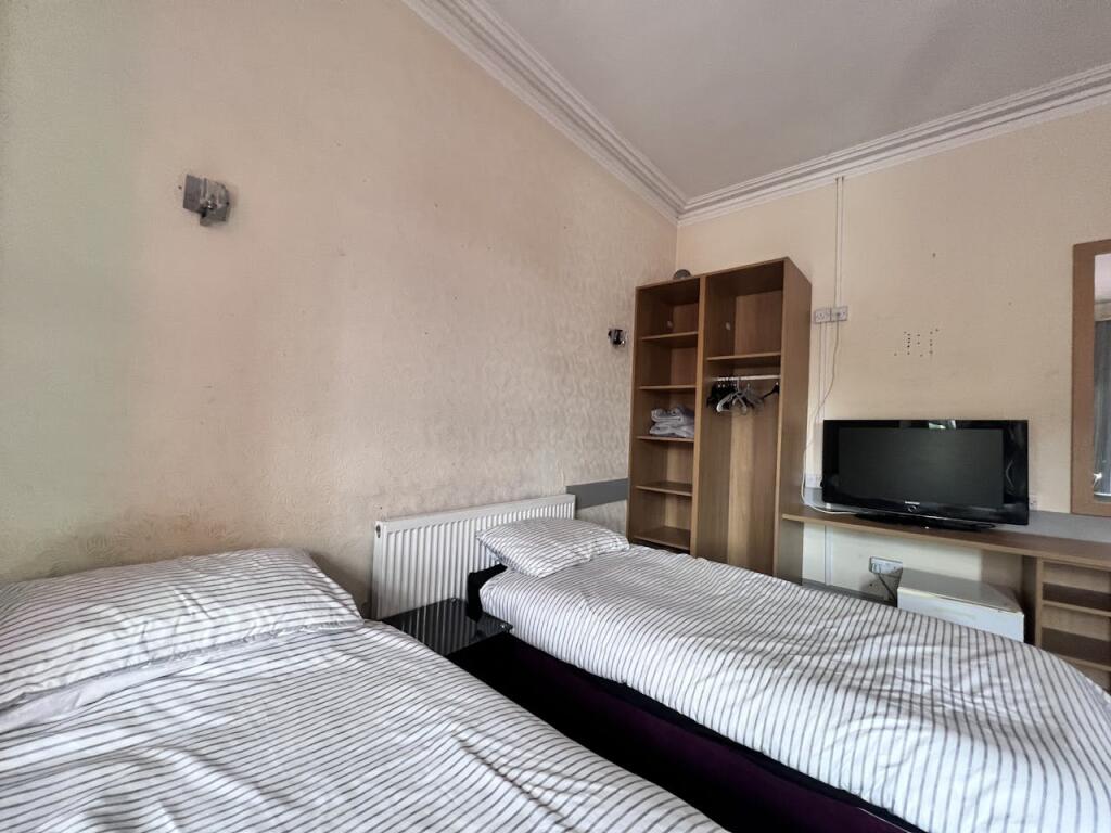 Additional property image - Sunrose, 2 Gardens View, Bournemouth, BH1 3QA