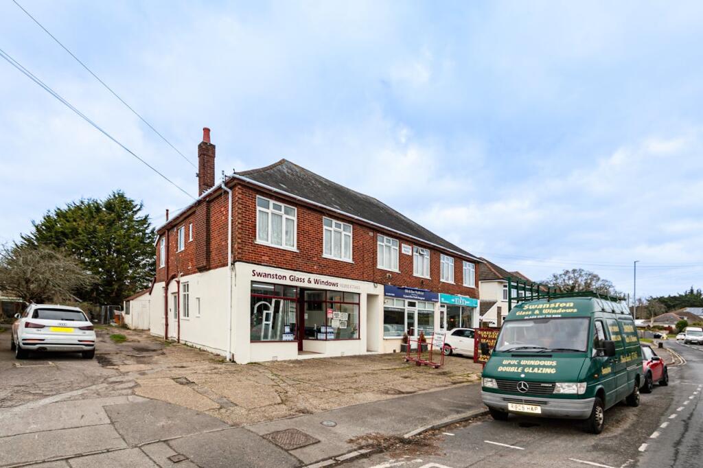 Additional property image - Swanston Parade, 56-60 The Grove, Christchurch, BH23 2HB