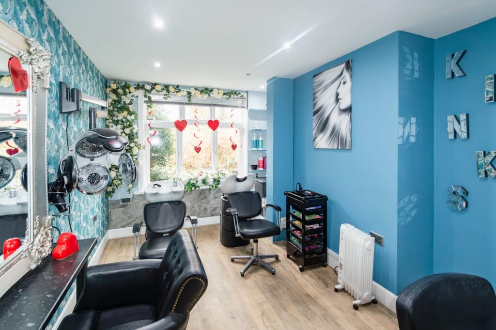 Additional property image - Swanston Parade, 56-60 The Grove, Christchurch, BH23 2HB