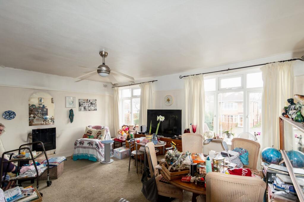 Additional property image - Swanston Parade, 56-60 The Grove, Christchurch, BH23 2HB