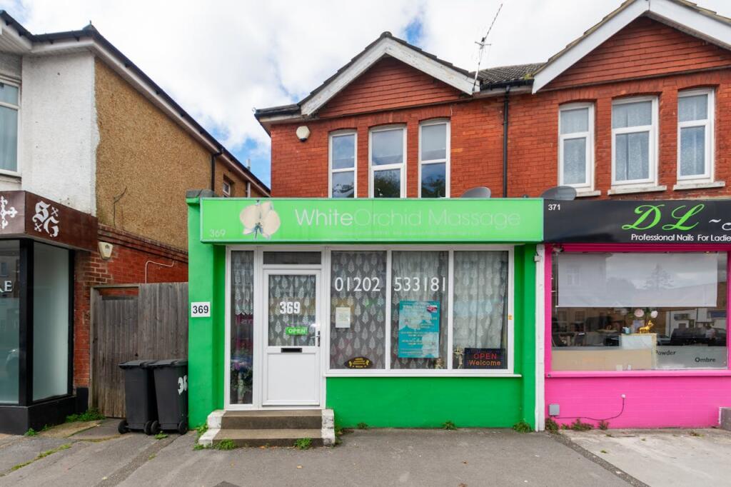 Main image of property: 369 Charminster Road, Charminster, Bournemouth, BH8 9QS