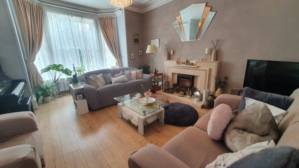 Additional image 3 of Ingledene House, 18-20 Gardens View, Bournemouth, BH1 3QA