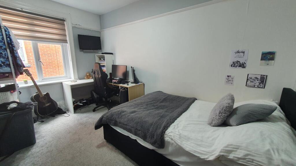 Additional image 7 of Ingledene House, 18-20 Gardens View, Bournemouth, BH1 3QA