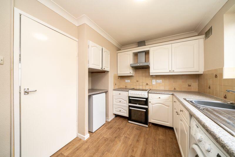 Additional property image - Parsons Close, Flamstead