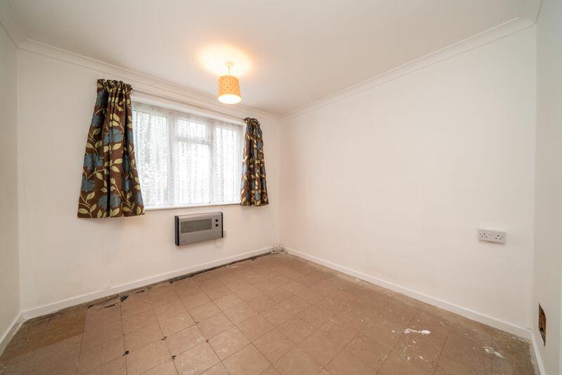 Additional property image - Parsons Close, Flamstead