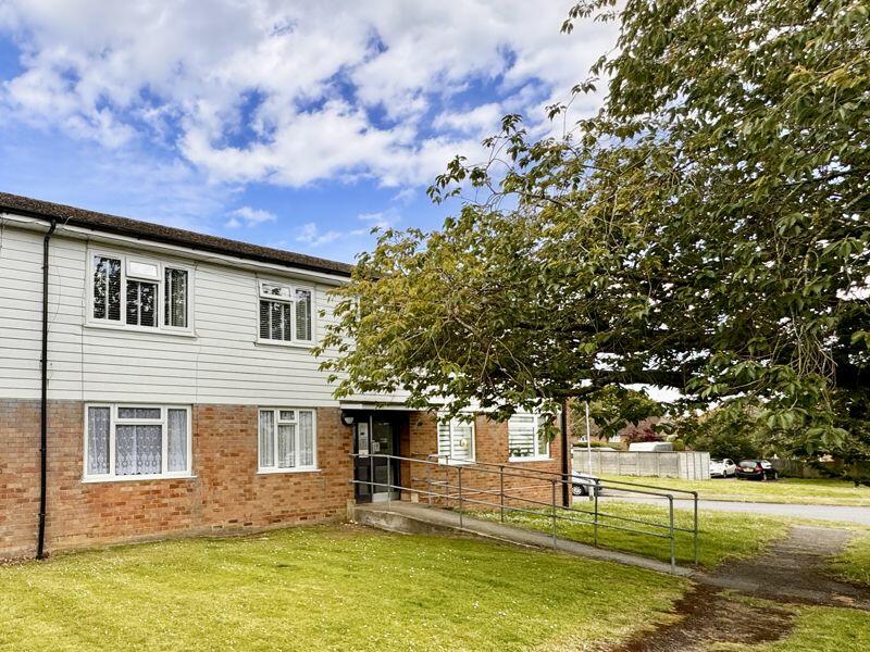 Additional property image - Parsons Close, Flamstead