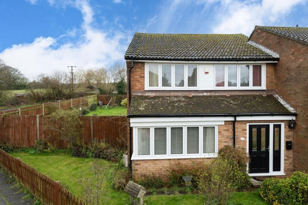 Main image of property: Russell Close, Kensworth, LU6