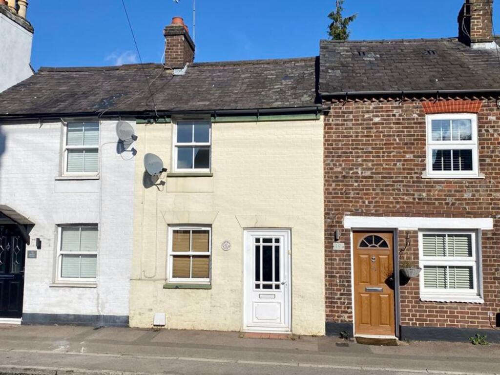Main image of property: Front Street, Slip End, LU1