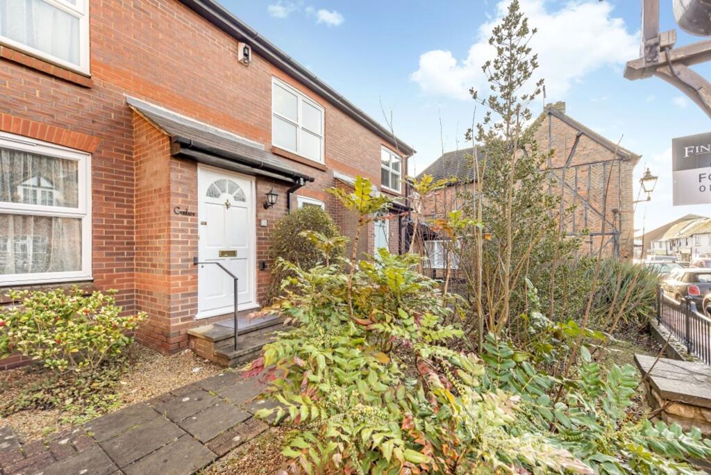 Main image of property: High Street, Redbourn, AL3