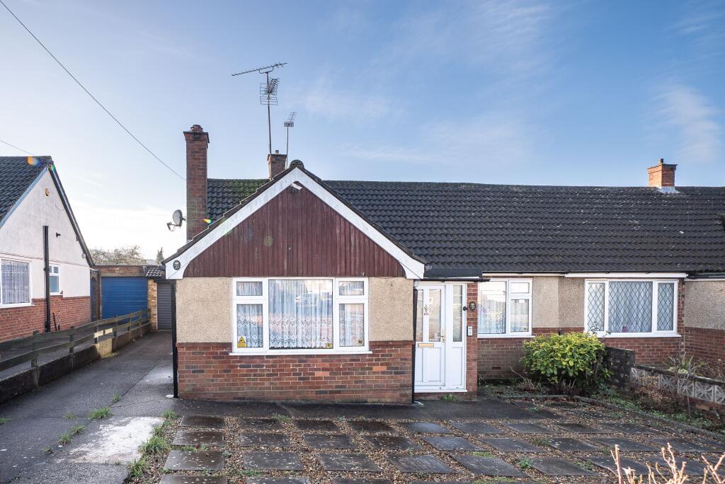 Main image of property: Evelyn Road, Dunstable, LU5