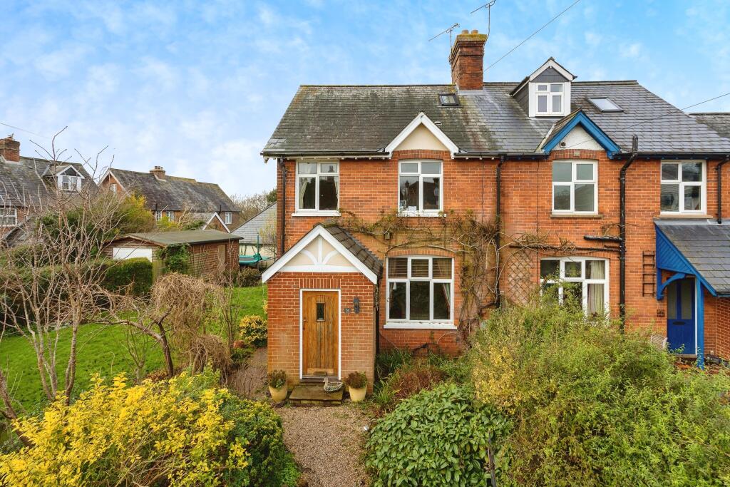 4 bedroom semidetached house for sale in Rose Hill, Ticehurst, East Sussex, TN5