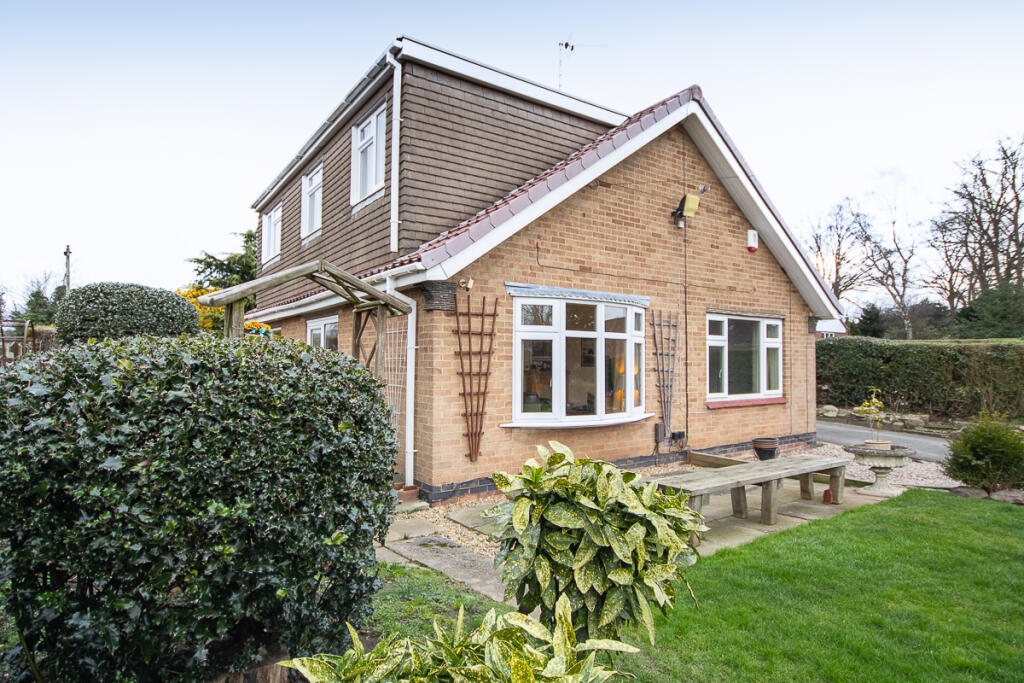 4 bedroom detached house for sale in Morley Road, Chaddesden, Derby, Derbyshire, DE21