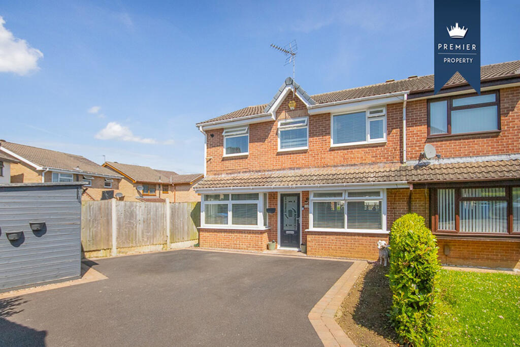 4 bedroom semidetached house for sale in Close, Spondon, DE21