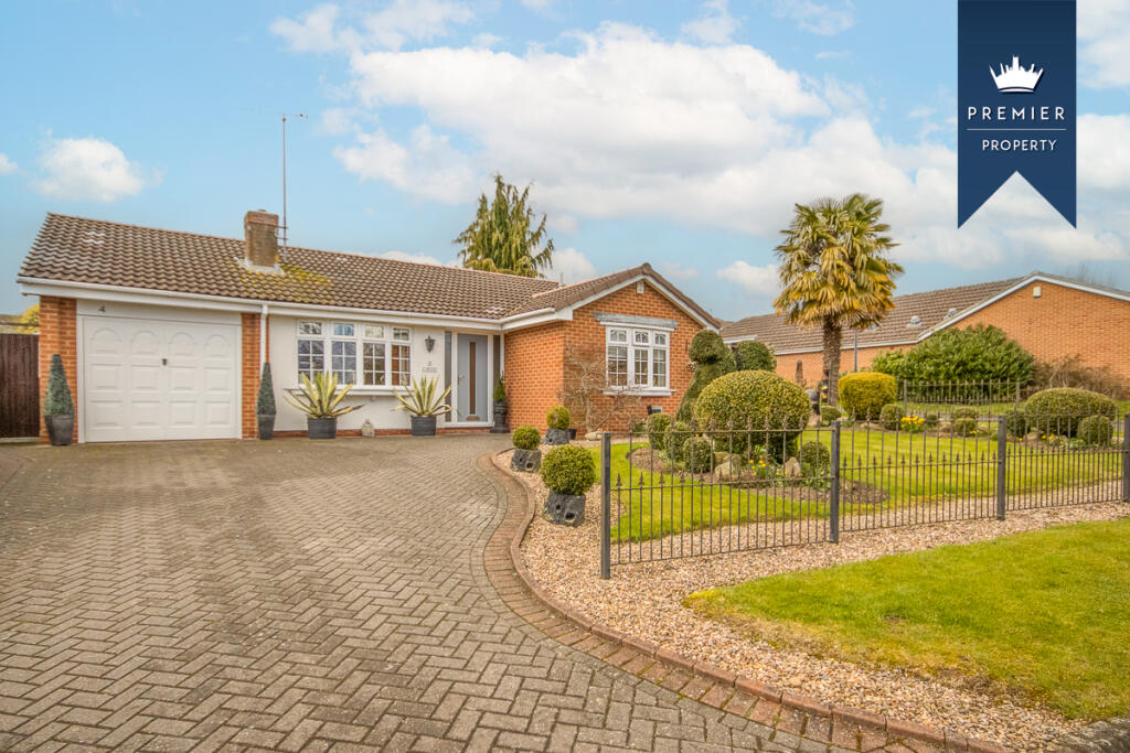 Main image of property: Whyteleafe Grove, Oakwood