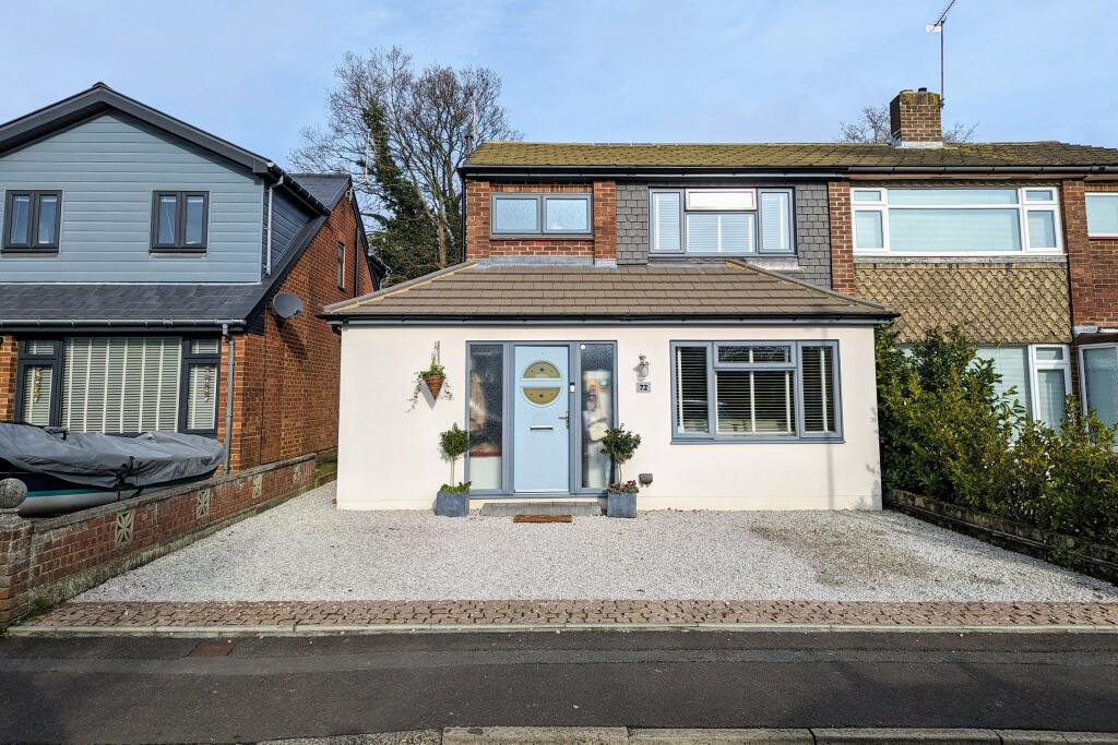 3 bedroom semidetached house for sale in Abbeyfield Drive, Fareham